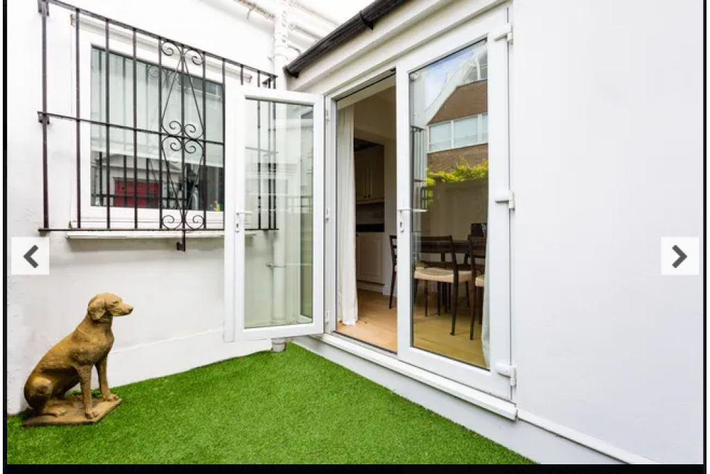 Edge Street IV, Notting Hill – Charming 2-Bedroom, 3-Bathroom Apartment with Balcony