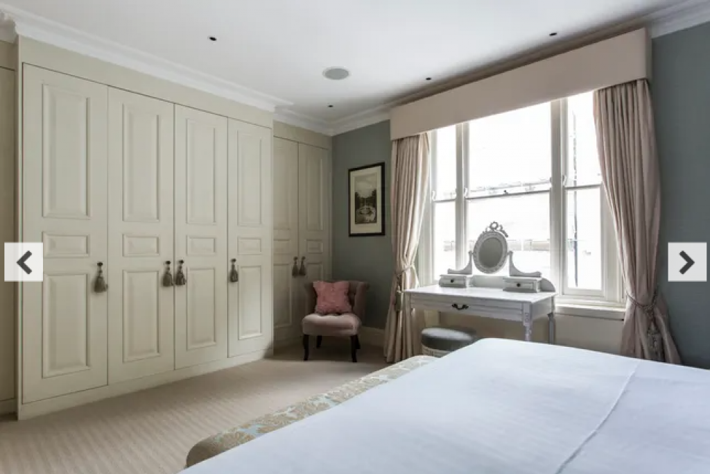 Ovington Gardens, Knightsbridge – Elegant 3-Bedroom Luxury Apartment with Courtyard Garden – POA