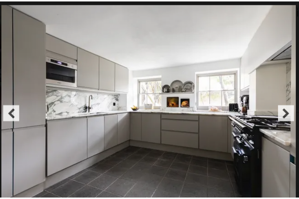 New Kent Road, Waterloo – Stylish 3-Bedroom Luxury Home with Private Garden – POA