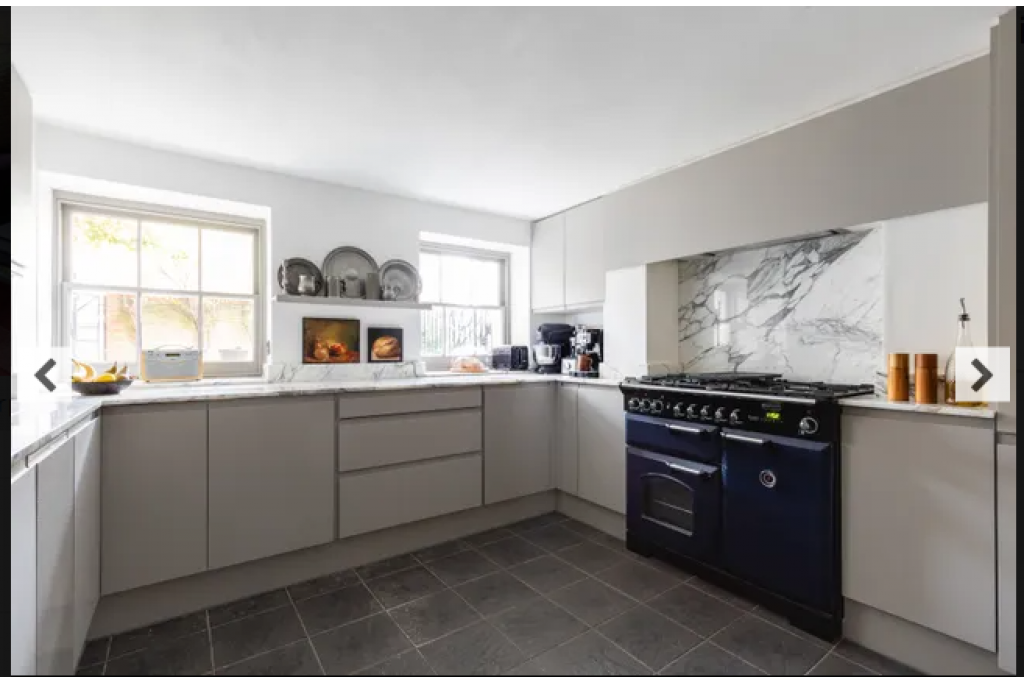 New Kent Road, Waterloo – Stylish 3-Bedroom Luxury Home with Private Garden – POA