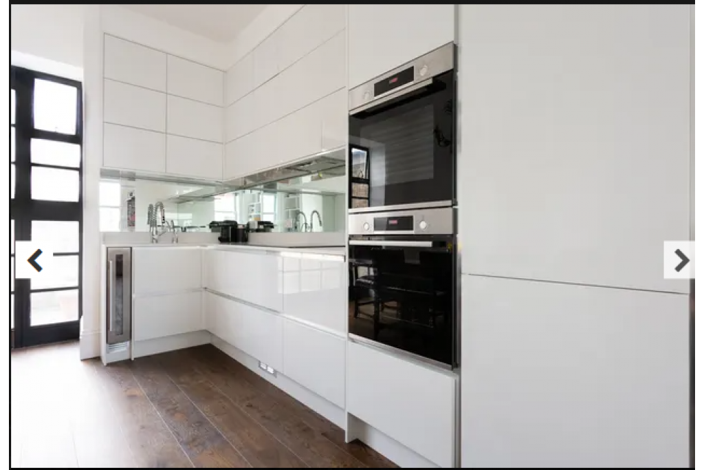 Fulham Road X, Chelsea – Stylish 3-Bedroom Apartment with Bold Decor – POA