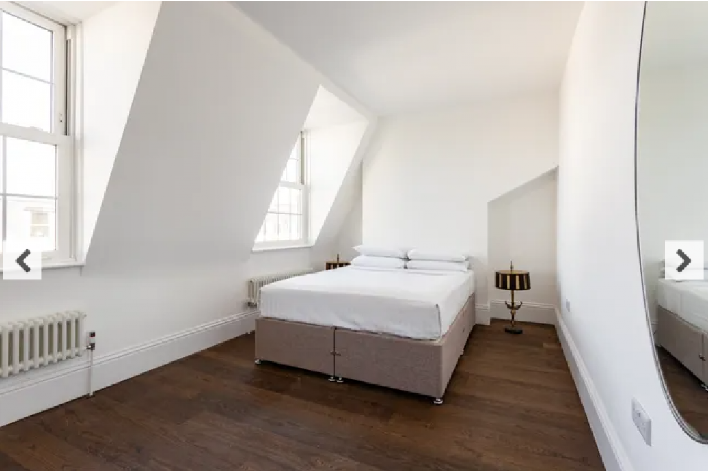 Fulham Road X, Chelsea – Stylish 3-Bedroom Apartment with Bold Decor – POA