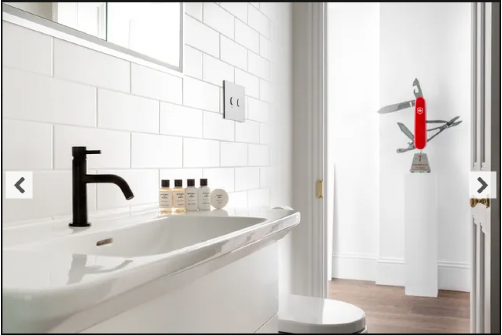 Fulham Road X, Chelsea – Stylish 3-Bedroom Apartment with Bold Decor – POA