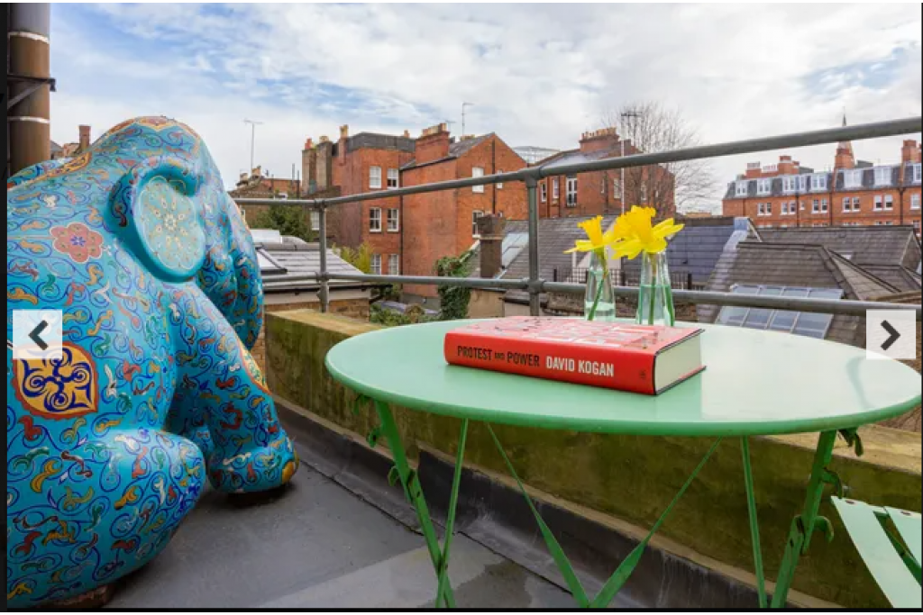 Fulham Road X, Chelsea – Stylish 3-Bedroom Apartment with Bold Decor – POA