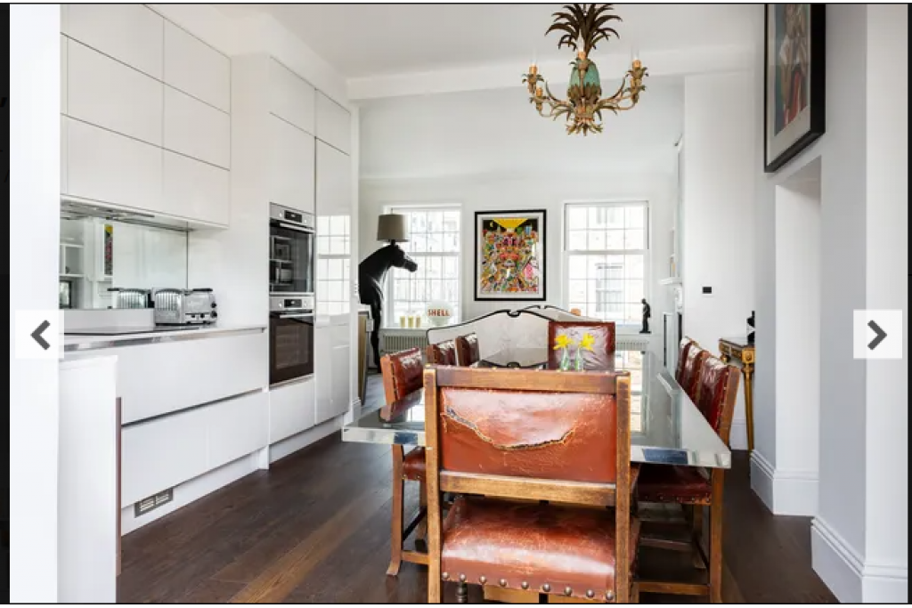 Fulham Road X, Chelsea – Stylish 3-Bedroom Apartment with Bold Decor – POA