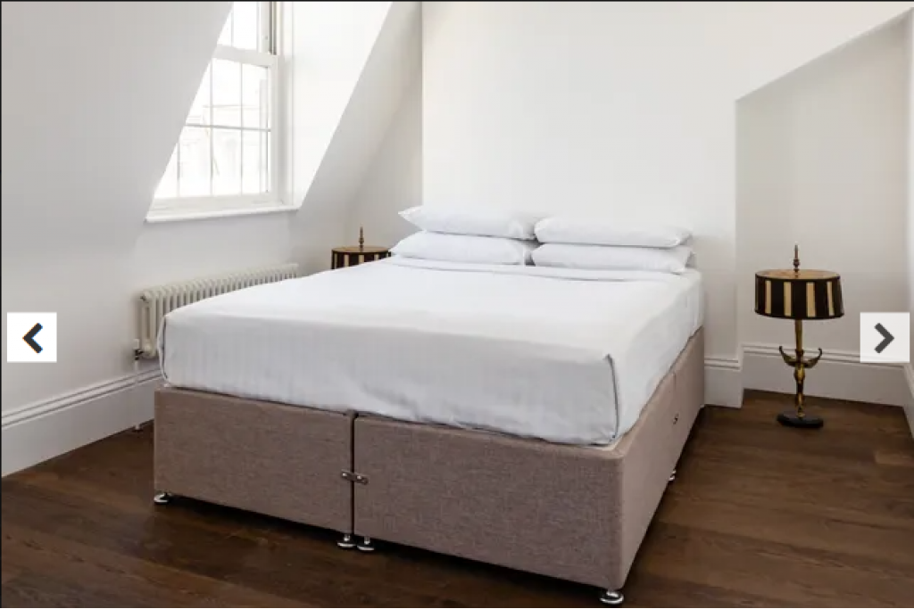 Fulham Road X, Chelsea – Stylish 3-Bedroom Apartment with Bold Decor – POA