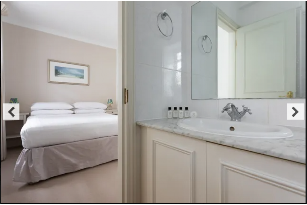 Bathurst Mews III, Bayswater – Charming 2-Bedroom Retreat with Private Ensuite Bathrooms