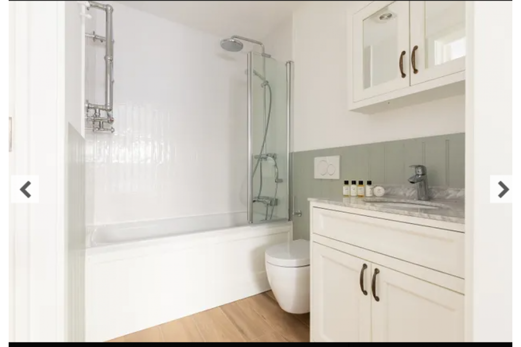 Alba Place III, Notting Hill – Stylish 2-Bedroom Mews Home – POA