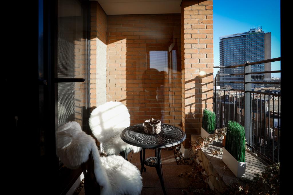 Stylish Two-Bedroom Apartment in the Heart of South Kensington