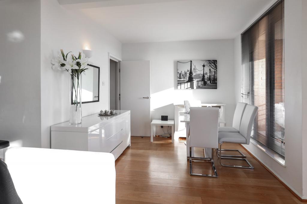 Stylish Two-Bedroom Apartment in the Heart of South Kensington