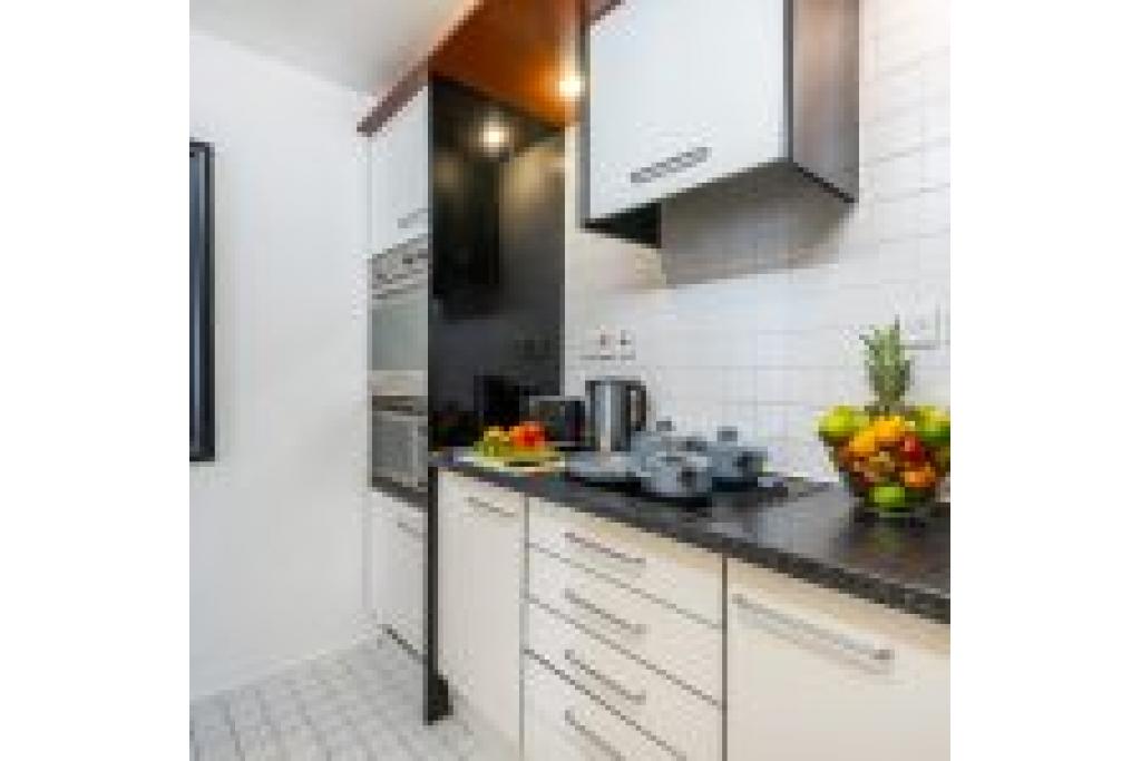 Spacious Two Bedroom Apartment in South Kensington