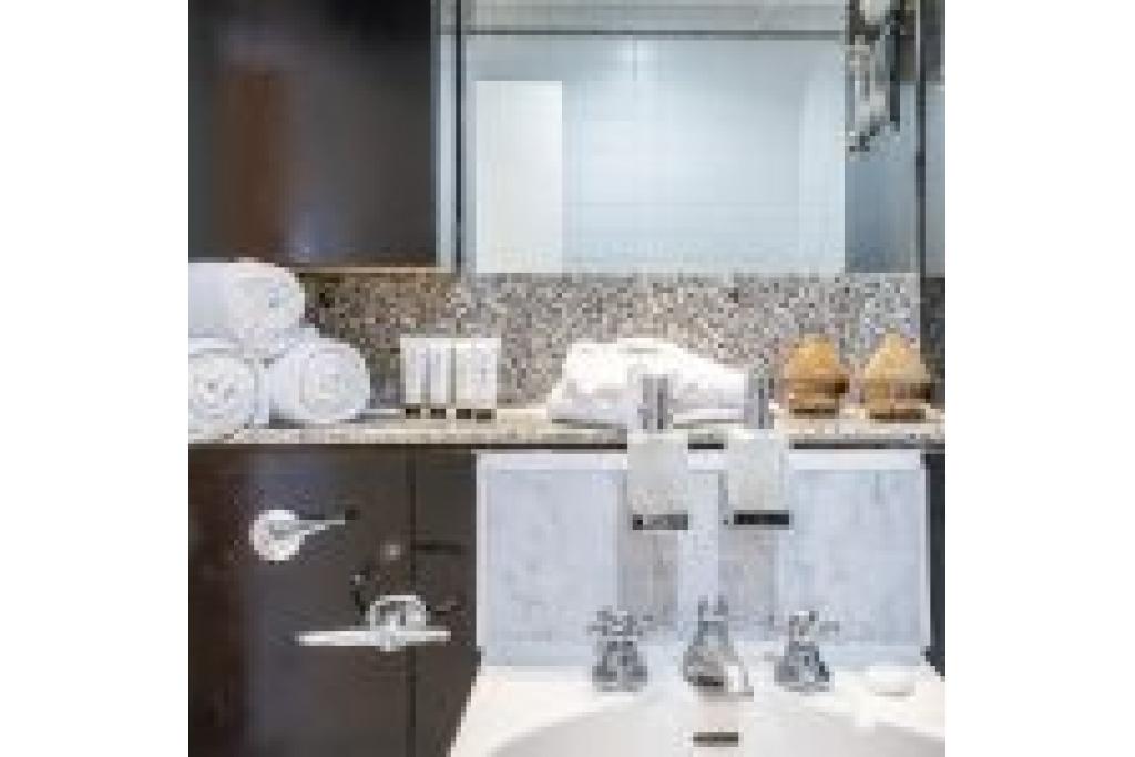 Spacious Two Bedroom Apartment in South Kensington