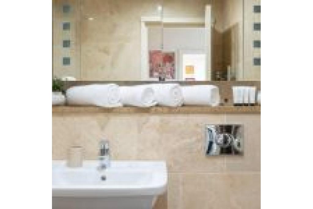 South Kensington, Gloucester Road – Deluxe 1 Bedroom Apartment for Rental