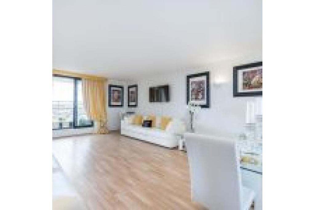 South Kensington, Gloucester Road – Deluxe 2 Bedroom Apartment for Rental