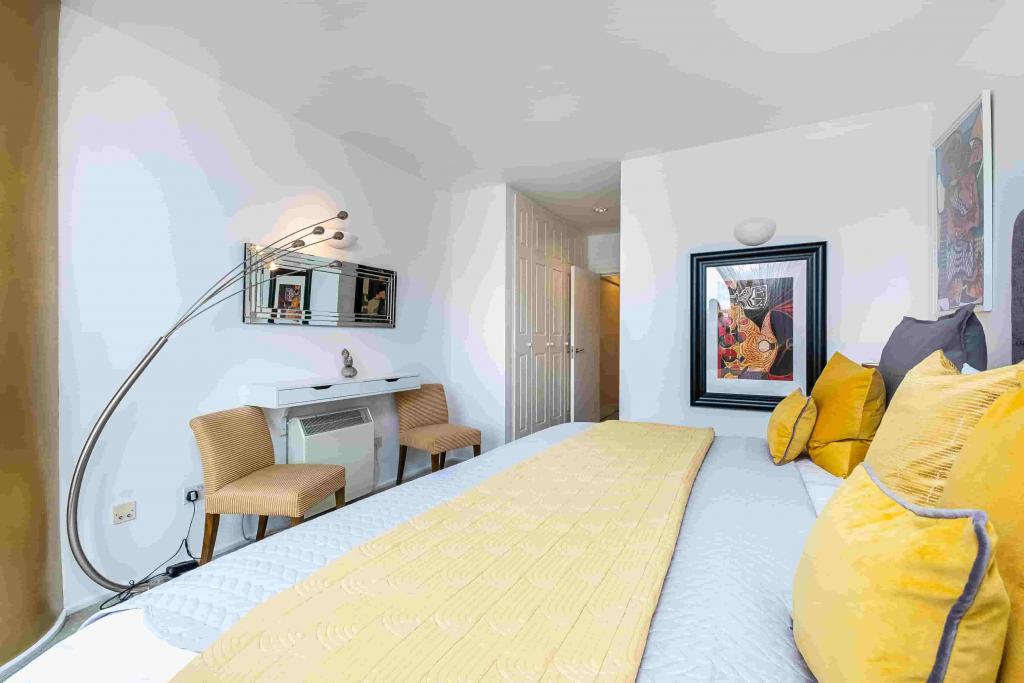 Point West, Gloucester Road, South Kensington – 2 Bedroom Apartment for Rental