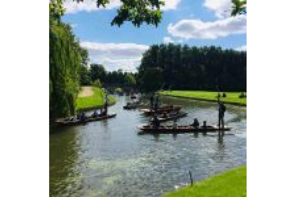 Picturesque Grade 2 Listed Thatched House in Suffolk