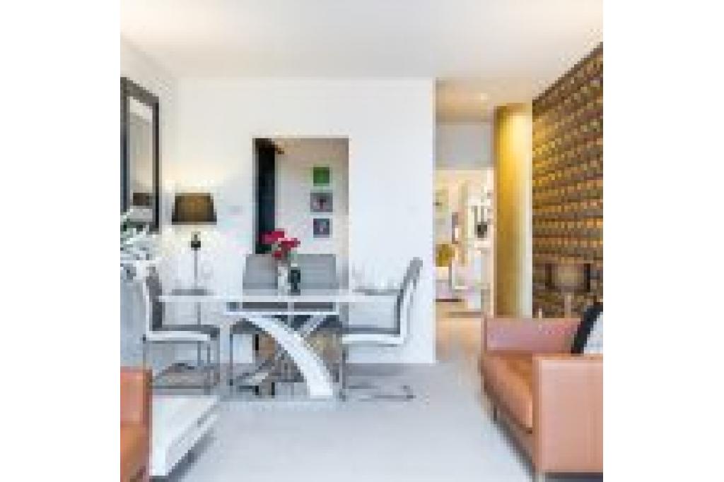 Elegant Two Bedroom Apartment in the Heart of Kensington – To Let