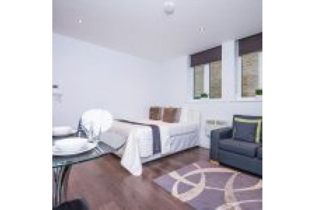 Modern & Bespoke Studio Apartment in Vibrant Shoreditch, Close to Spitalfields Market