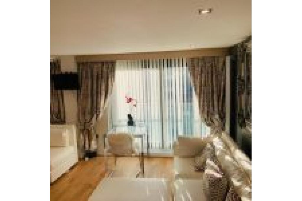 Bespoke, Newly Refurbished One-Bedroom Apartment in Millharbour, Canary Wharf