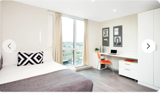 Wheelchair Accessible Ensuite Room at Stapleton House – Comfortable Living in North London