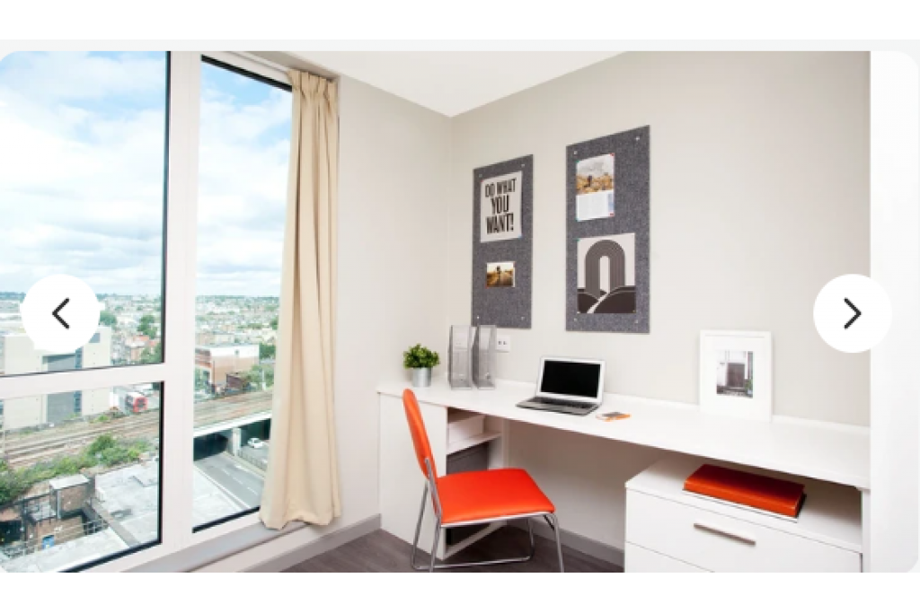 Wheelchair Accessible Ensuite Room at Stapleton House – Comfortable Living in North London