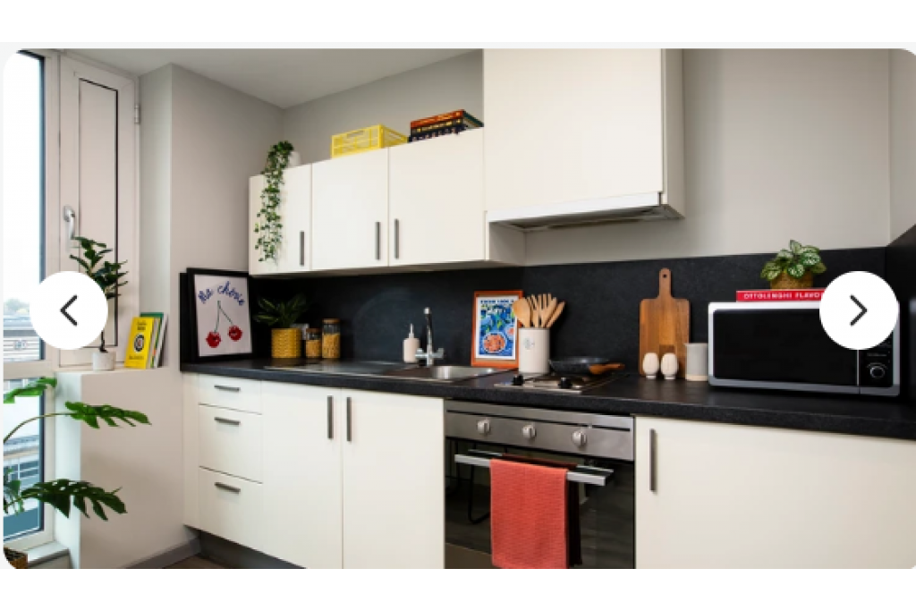 Wheelchair Accessible Studio at Stapleton House – Comfort and Independence in North London