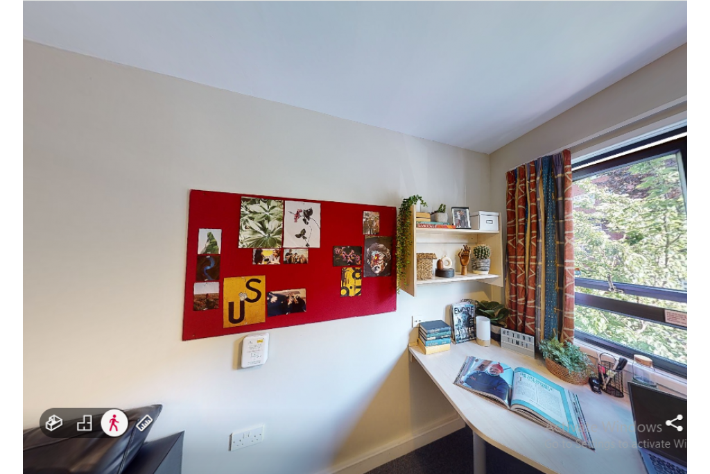 Wheelchair Accessible Studio Student Accomodation – Rahere Court, Mile End, London