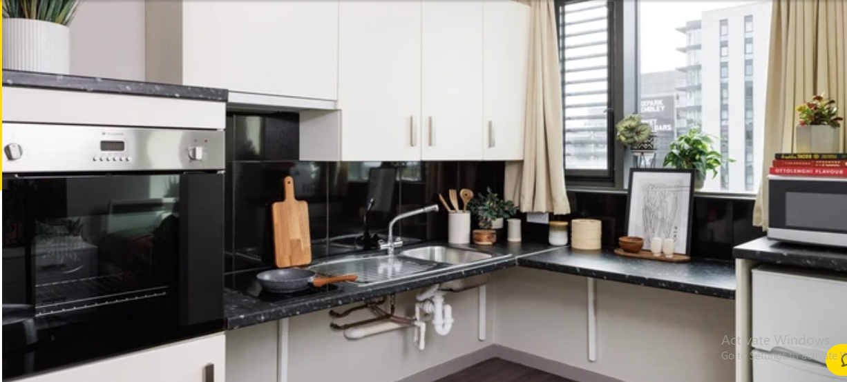 Wheelchair Accessible Studio – Olympic Way, Wembley, London