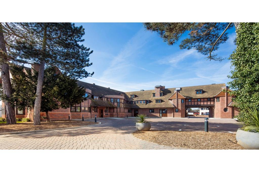 Bassetts House – Luxurious Apartments in Orpington, Kent