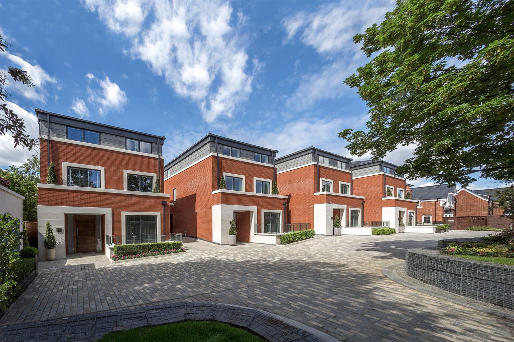 London Square Wimbledon Village - Exquisite 3, 4, 5 & 6 Bedroom Houses