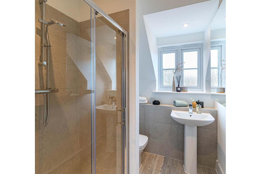 London Square Tadworth Gardens - 1, 2, 3 & 4 Bedroom Houses & Apartments