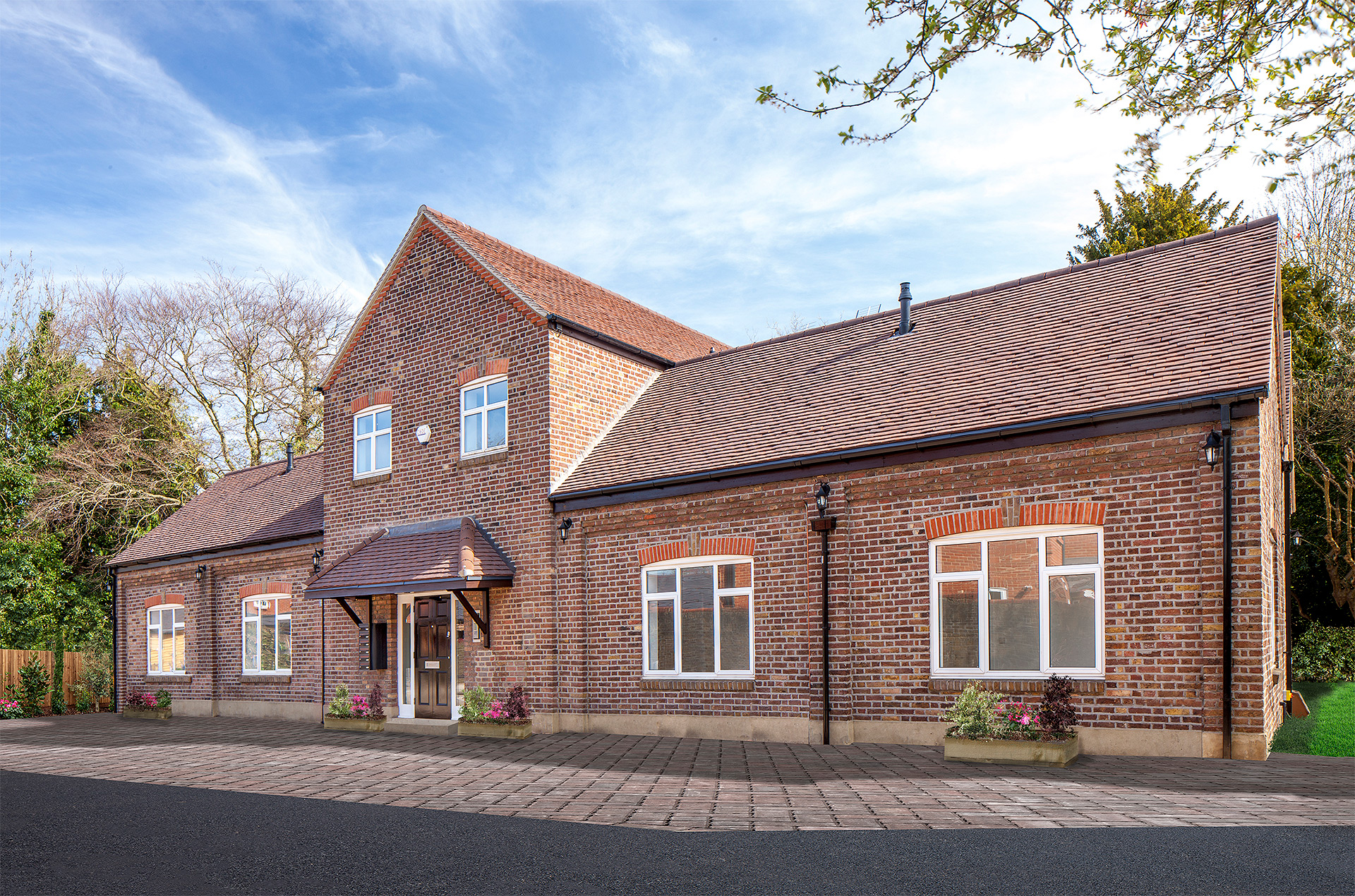 London Square The Coach House - 1 & 2 Bedroom Apartments - Sold Out