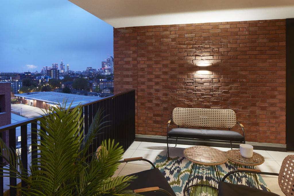 London Square Bermondsey 1 - 1, 2 & 3 Bedroom Apartments & Penthouses