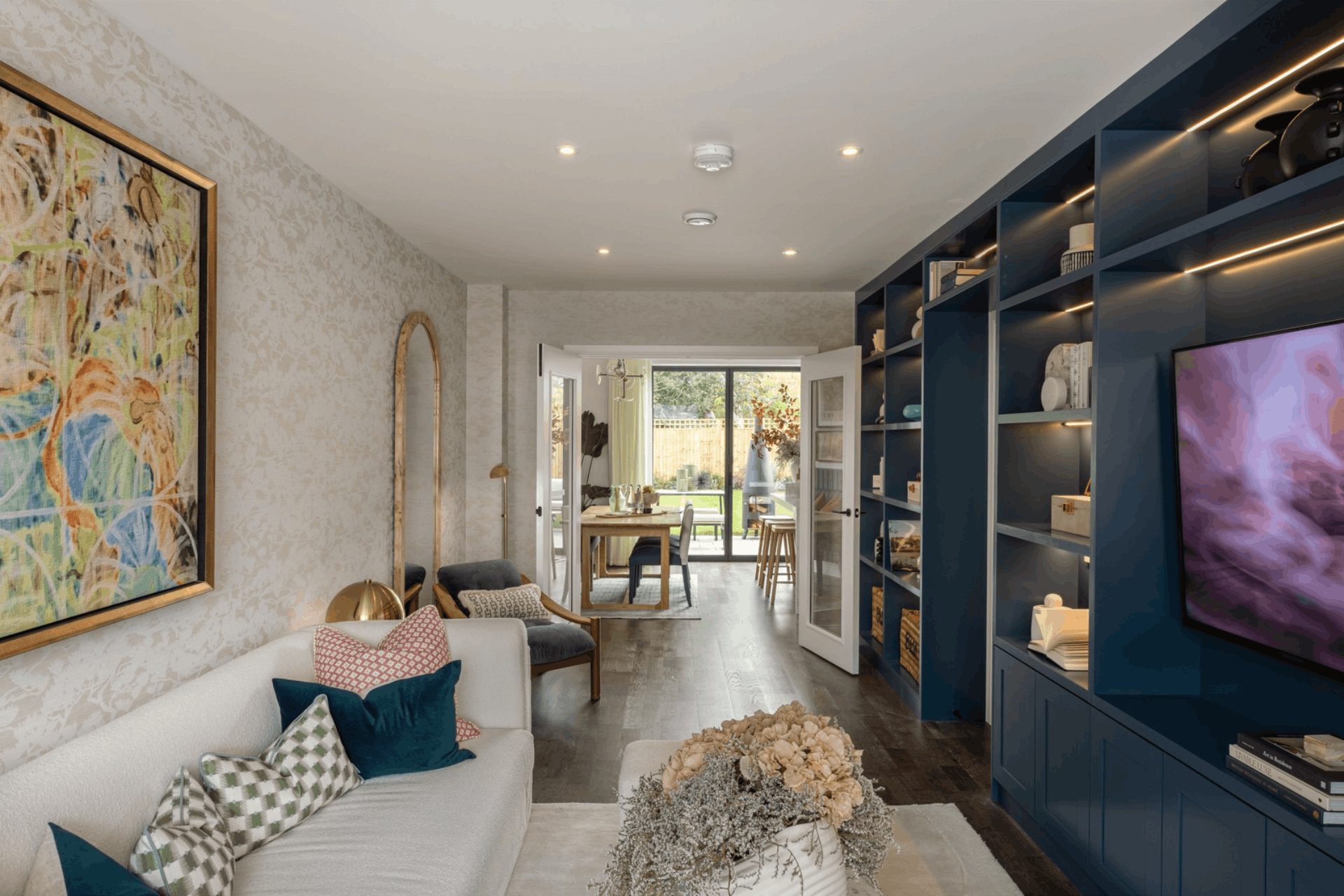 London Square Twickenham Square - Apartments from £475,000 | 3 Bedroom Townhouses from £1,405,000