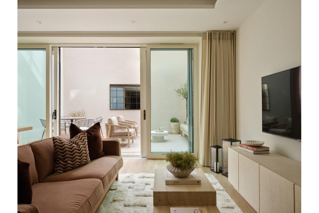 London Square Wandsworth Common - 1, 2 & 3 Bedroom Apartments from £545,000