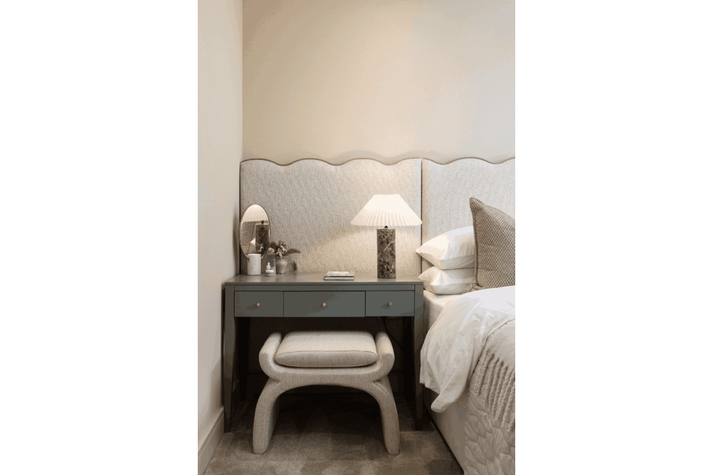 London Square Wandsworth Common - Hawthorn Collection Apartments from £545,000