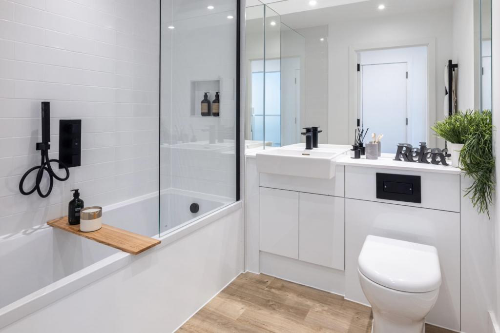 London Square Pearson Building - 1 & 2 Bedroom Apartments from £335,000 - Ready to Move Into