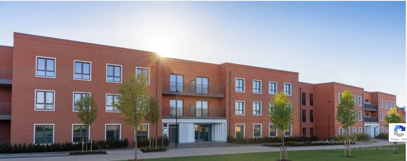 Fifty Brook Green - 1 to 3 Bedroom Apartments, Duplexes, Triplexes & Mews Houses