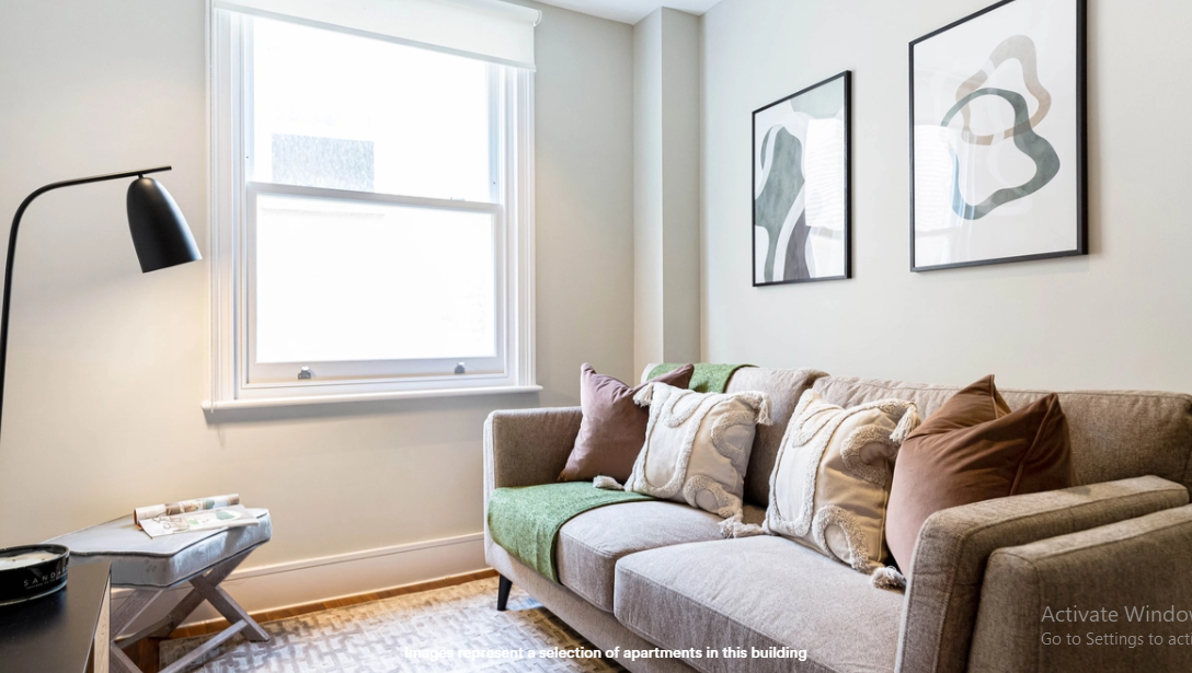 Modern One-Bed Apartment with Riverside Views