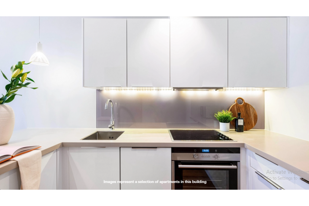 Modern One-Bed Apartment with Riverside Views