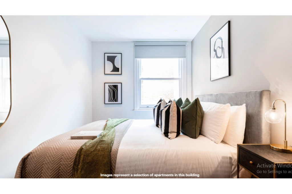 Modern One-Bed Apartment with Riverside Views