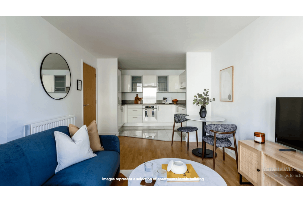 Modern One-Bed Apartment with Riverside Views