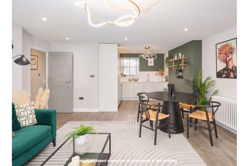 Stylish Two-Bedroom Penthouse in the Heart of Soho