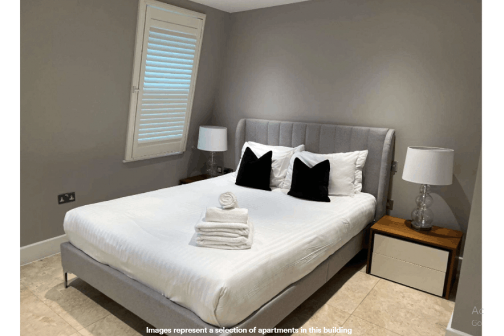 Spacious Three-Bedroom Apartments Near Buckingham Palace