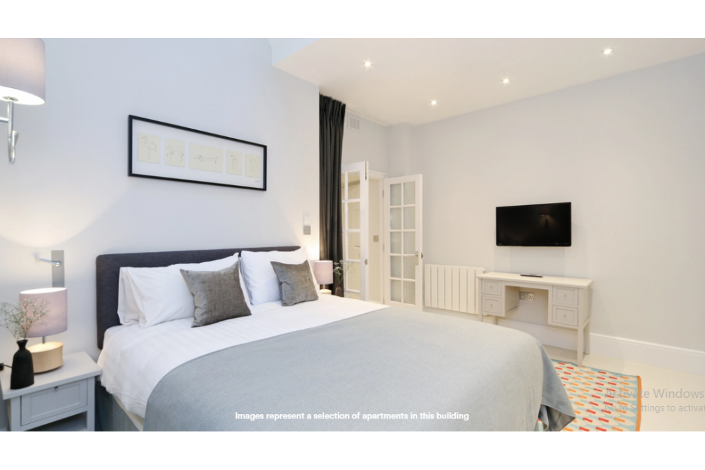 Queensgate Court Apartment – Spacious Three-Bedroom Apartment in Central London