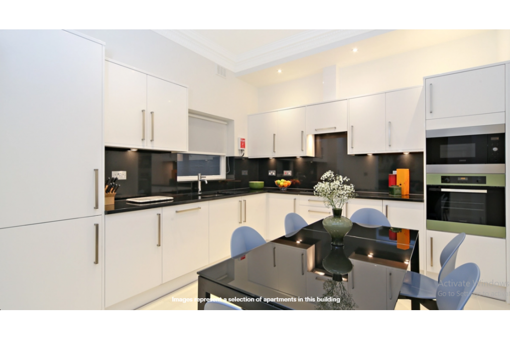 Queensgate Court Apartment – Spacious Three-Bedroom Apartment in Central London