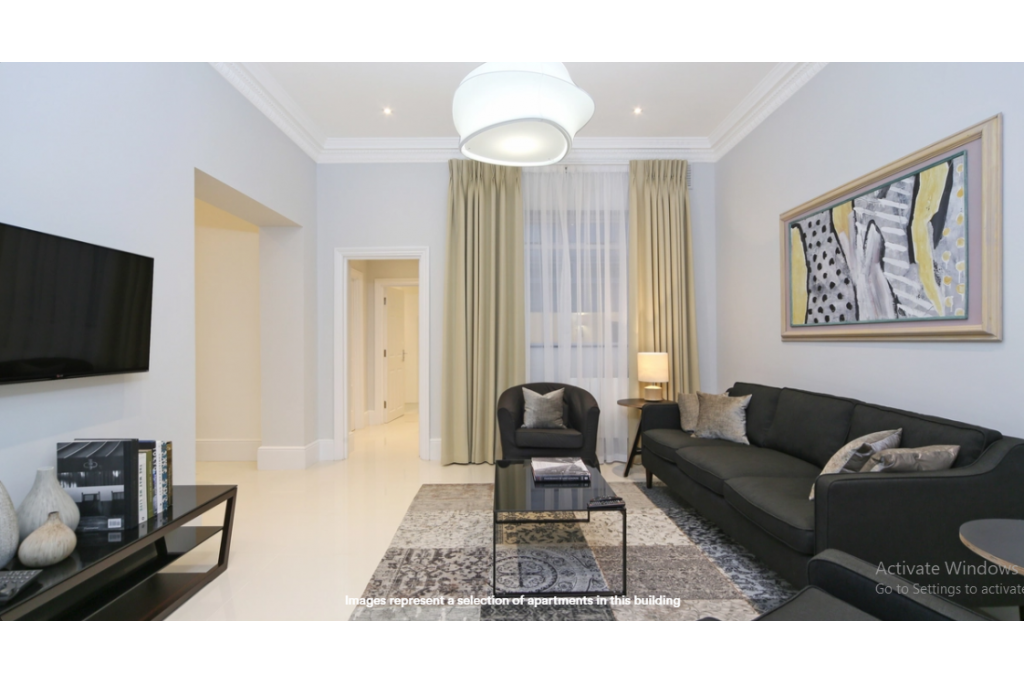 Queensgate Court Apartment – Spacious Three-Bedroom Apartment in Central London