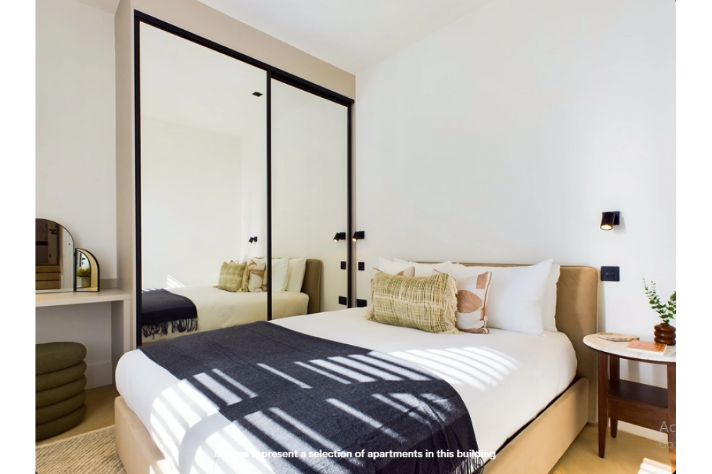 Two-Bedroom Corporate Apartment - Malvern Road, Maida Vale, London