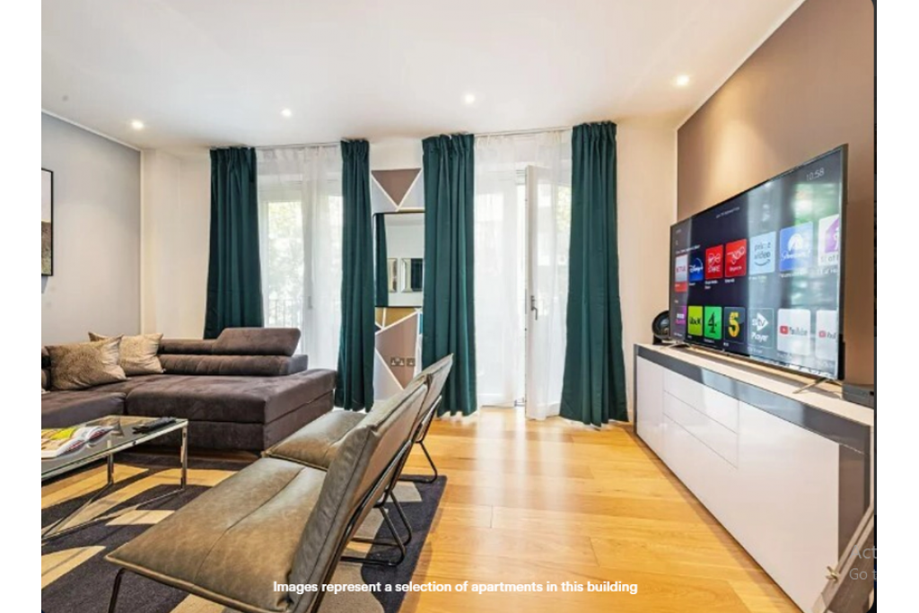 Three-Bedroom Townhouse - Danvers Avenue, SW11 1AG, London