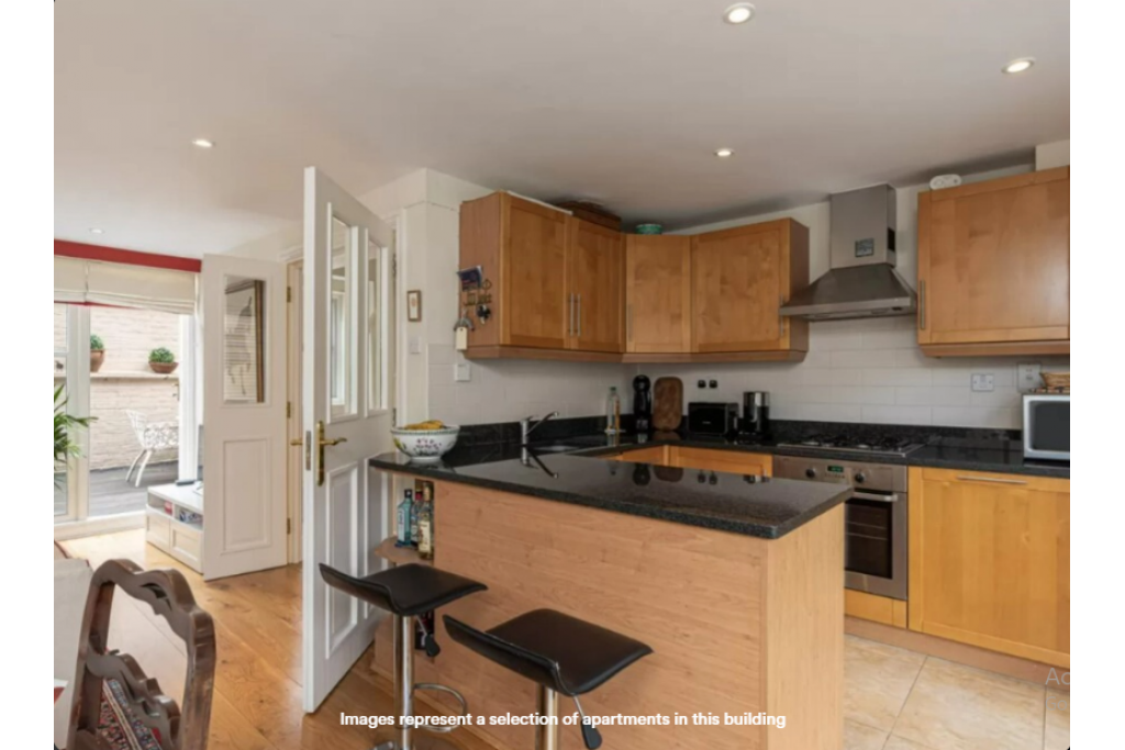 Two-Bedroom Corporate Apartment - Wandle Mews, Wandsworth, London